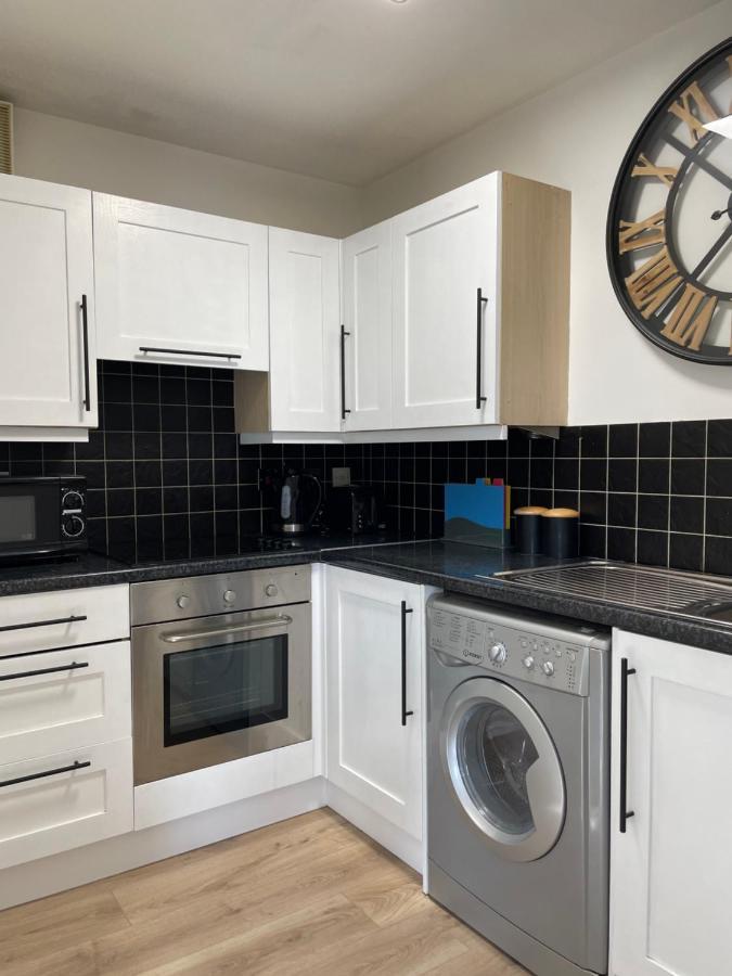 Central Inverness Flat Close To Hospital And Uhi Inshes ภายนอก รูปภาพ